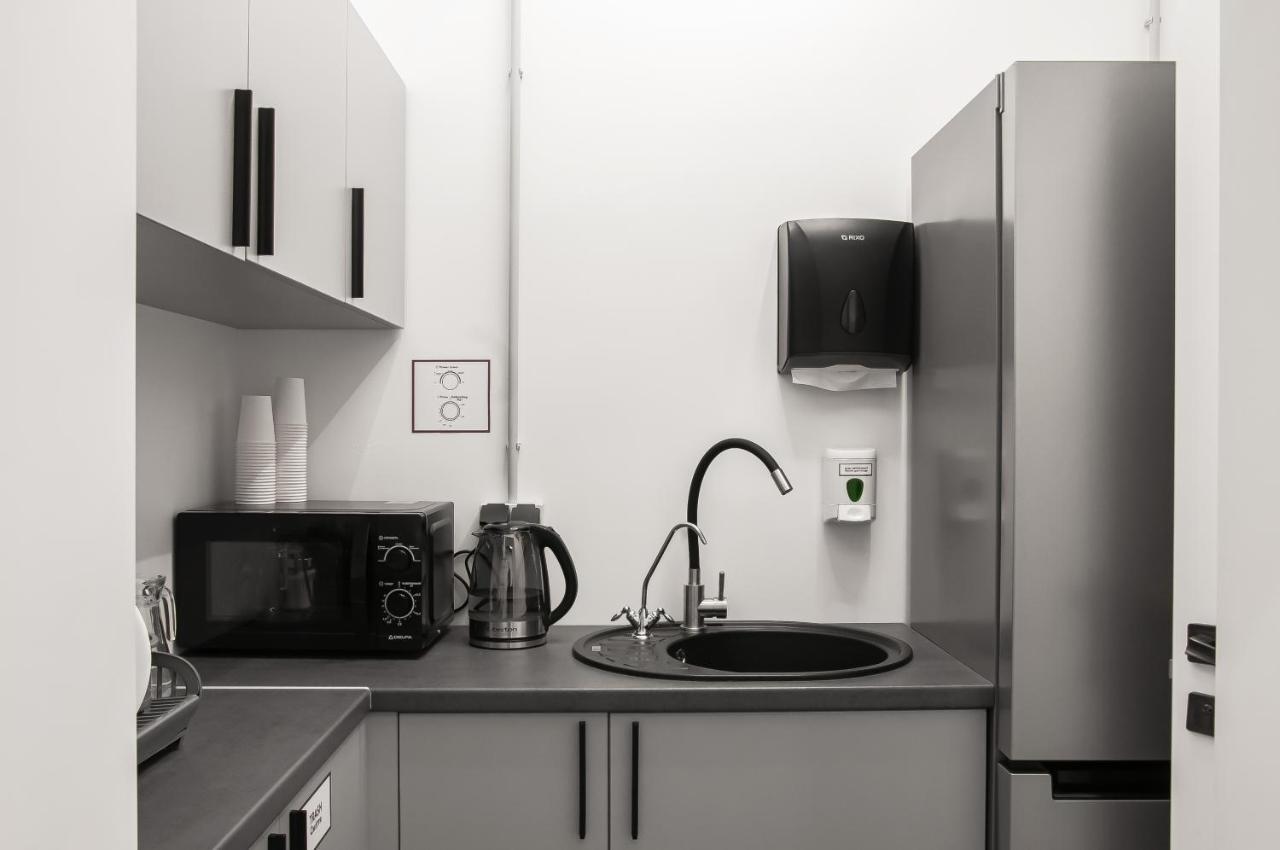 Av-2 Capsule Hotel Kijów Zewnętrze zdjęcie